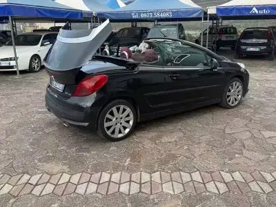 Usata Peugeot 207 110 CV (80 kW) 2008 Cabrio
