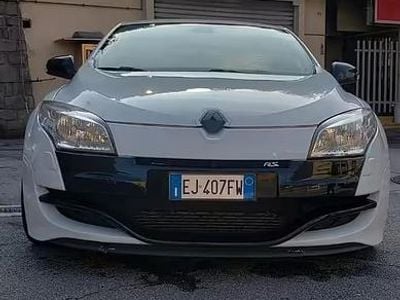 Usata Renault Mégane Coupé R.S. 250 CV (183 kW) 2011 Bianco Coupé