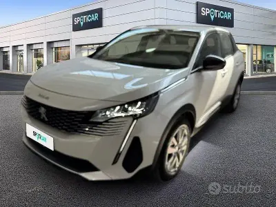 Usata Peugeot 3008 Active 131 CV (96 kW) 2022 Bianco SUV