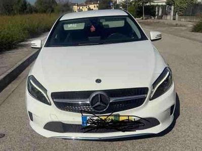 Usata Mercedes 200 204 CV (150 kW) 2018 Bianco Berlina