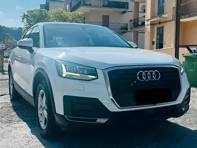 Usata Audi Q2 116 CV (85 kW) 2019 Bianco SUV