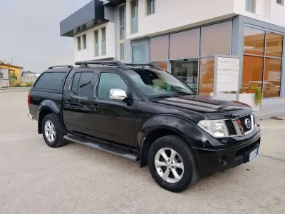 Usata Nissan Navara 171 CV (125 kW) 2007 Nero Pick-up
