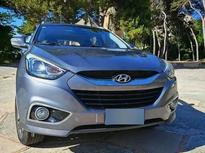 Usata Hyundai ix35 Xpossible 115 CV (84 kW) 2014 Grigio SUV