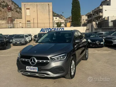 Usata Mercedes GLA200 Business 150 CV (110 kW) 2023 Grigio SUV