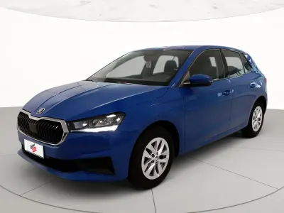 Usata Skoda Fabia Ambition 80 CV (58 kW) 2023 Blu mediterraneo Utilitaria