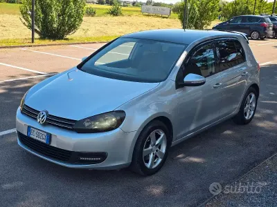 Usata VW Golf VI 122 CV (89 kW) 2010 Grigio Utilitaria
