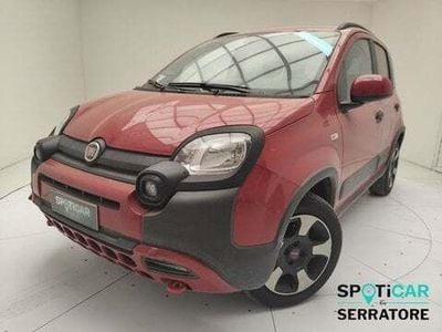 Begagnad Fiat Panda Cross Cross 70 HK (51 kW) 2024 Röd Halvkombi