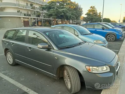Usata Volvo V50 109 CV (80 kW) 2009 Grigio Station wagon