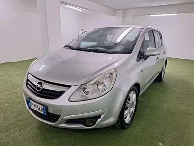 Occasion Opel Corsa Cosmo 80 ch (58 kW) 2008 Gris Citadine