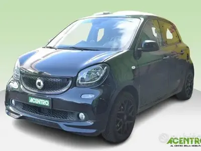 Usata Smart ForFour Passion 90 CV (66 kW) 2019 Nero Utilitaria