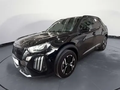 Usata Peugeot 2008 Allure 102 CV (75 kW) 2025 Nero SUV