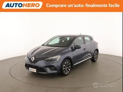Usata Renault Clio V Intens 101 CV (74 kW) 2021 Grigio Berlina