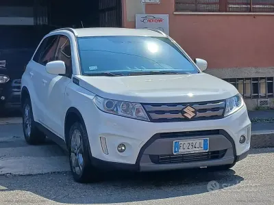 Usata Suzuki Vitara Cool 120 CV (88 kW) 2016 Bianco SUV