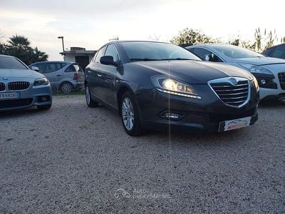 Gray Usata 2012 Lancia Delta Utilitaria | 4000 € (Buon prezzo)