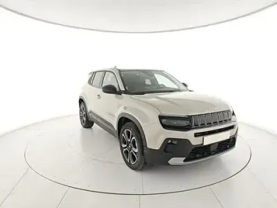 Usata Jeep Avenger Summit 101 CV (74 kW) 2025 Beige SUV