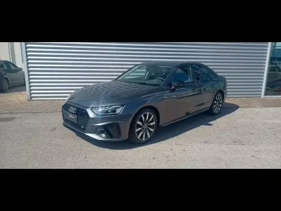 Nuova Audi A4 S-Line 163 CV (119 kW) 2025 Grigio Berlina