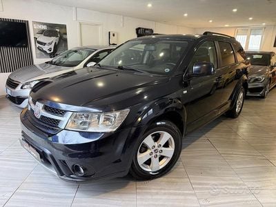 Usata Fiat Freemont 190 CV (139 kW) 2011 Blu SUV