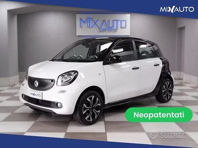Begagnad Smart ForFour 71 HK (52 kW) 2018 Vit Halvkombi