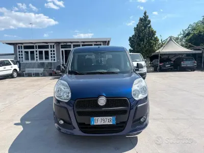 Usata Fiat Doblò 120 CV (88 kW) 2010 Blu Monovolume