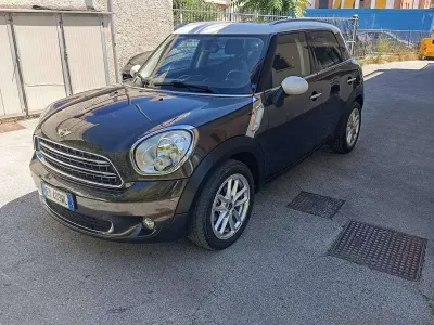 Usata Mini Cooper D Countryman Business 111 CV (81 kW) 2015 SUV