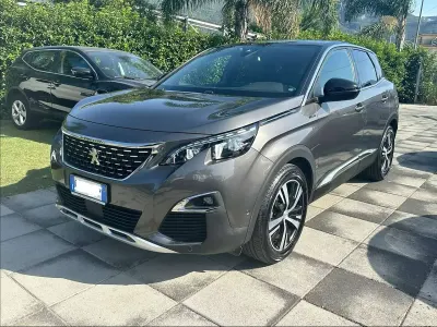 Usata Peugeot 3008 GT-line 131 CV (96 kW) 2020 Nero SUV
