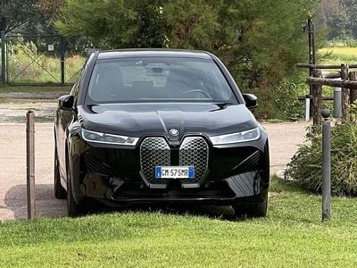 Usata BMW iX Comfort Edition 139 kW (190 CV) 2023 SUV