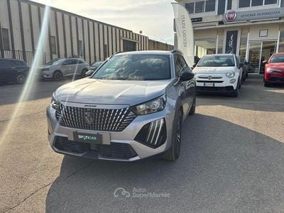 Usata Peugeot 2008 Allure 131 CV (96 kW) 2023 Gray SUV