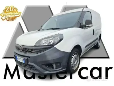 Usata Fiat Doblò 95 CV (69 kW) 2019 Bianco Monovolume