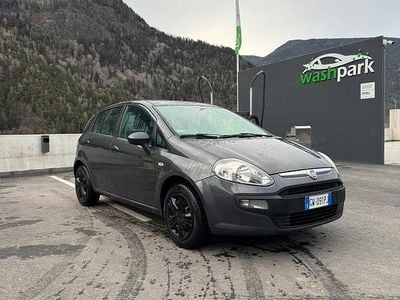 Usata Fiat Punto Evo 69 CV (50 kW) 2011 Grigio Utilitaria