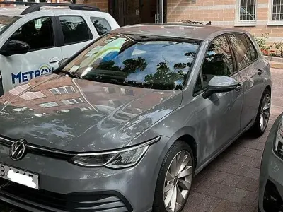 Usata VW Golf VIII 110 CV (80 kW) 2020 Grigio Berlina