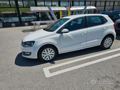 Usata VW Polo Trendline 60 CV (44 kW) 2015 Bianco Berlina