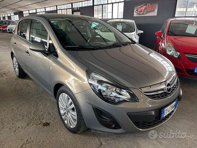 Usata Opel Corsa 86 CV (63 kW) 2015 Grigio Utilitaria