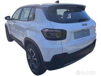 Usata Jeep Avenger Altitude 101 CV (74 kW) 2023 Bianco SUV