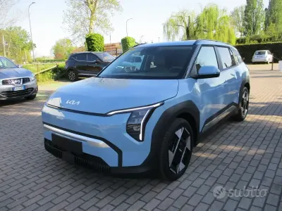 Nieuw Kia EV3 Earth 50 kW (68 PK) 2026 Blauw SUV