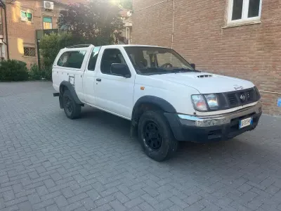 Begagnad Nissan Navara