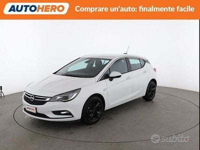 Usata Opel Astra Dynamic 150 CV (110 kW) 2017 Bianco Berlina