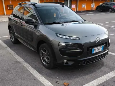 Usata Citroën C4 Cactus Shine 99 CV (72 kW) 2015 Utilitaria