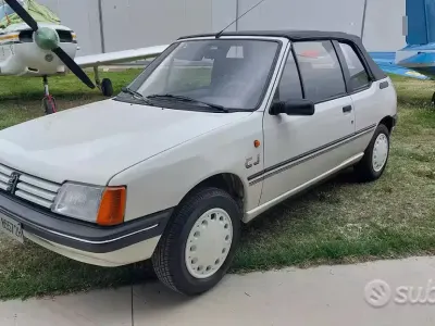 Usata Peugeot 205 54 CV (39 kW) 1988 Bianco Cabrio