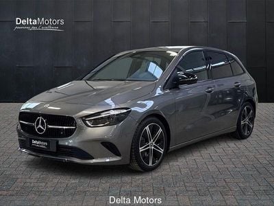 Grigio Nuova 2025 Mercedes B180 Advanced Plus Monovolume | 35.480 € (Buon prezzo)