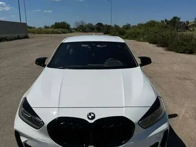 Usata BMW 118 M Sport 140 CV (102 kW) 2020 Bianco Utilitaria