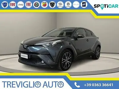 Usata Toyota C-HR Lounge 122 CV (89 kW) 2017 Grigio scuro / metallizzato SUV