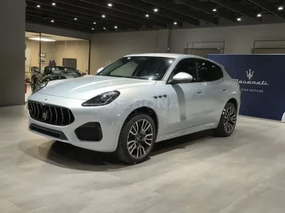 Nuova Maserati Grecale 250 CV (183 kW) 2026 Bianco astro SUV