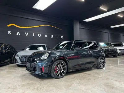 Usata Mini John Cooper Works 231 CV (169 kW) 2025 Midnight black ii Utilitaria
