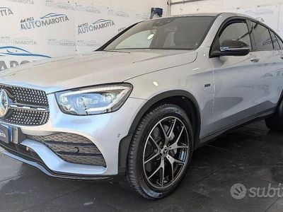 Usata Mercedes GLC300 Premium Plus 194 CV (142 kW) 2021 Argento SUV