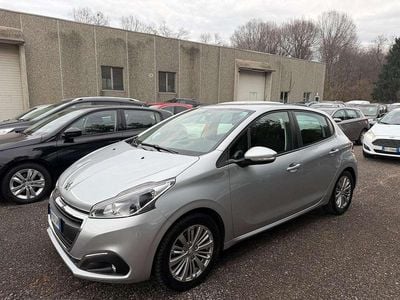 Argento Usata 2018 Peugeot 208 Allure Utilitaria | 5500 € (Ottimo prezzo)