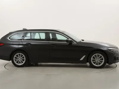 Usata BMW 520 190 CV (139 kW) 2021 Grigiogrigio Station wagon