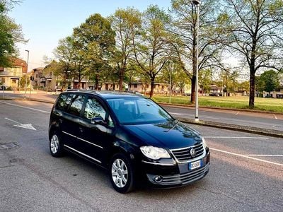 Usata VW Touran Highline 169 CV (124 kW) 2008 Nero Monovolume