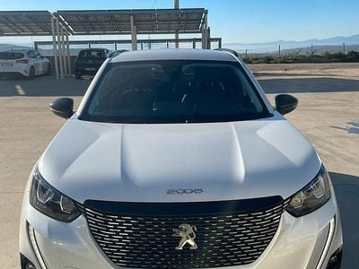 Usata Peugeot 2008 Allure 102 CV (75 kW) 2022 Bianco SUV