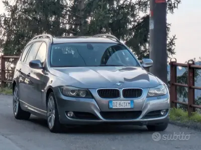 Begagnad BMW 320 177 HK (130 kW) 2009 Grå Kombi