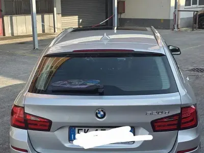 Usata BMW 520 184 CV (135 kW) 2012 Grigio Station wagon